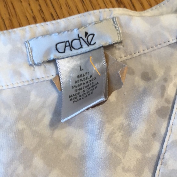 Cache silk 1/4 button down long sleeve blouse. Size large. - Picture 2 of 9